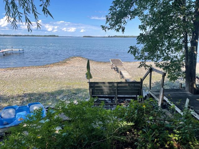 45 Campano Drive, Georgia, VT 05478