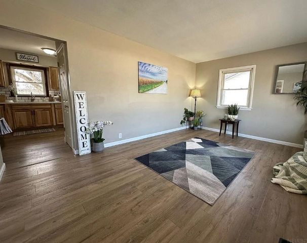4039 Niles Street, Waterloo, IA 50703
