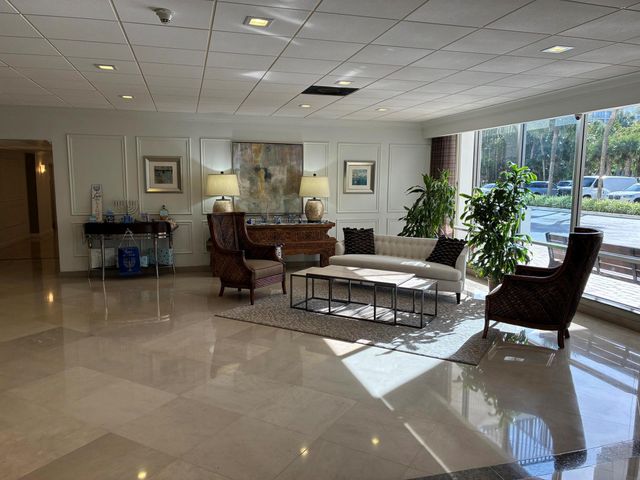 2121 N Ocean Boulevard 806w, Boca Raton, FL 33431