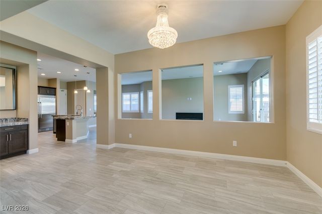 3994 JACOB LAKE Circle, Las Vegas, NV 89118