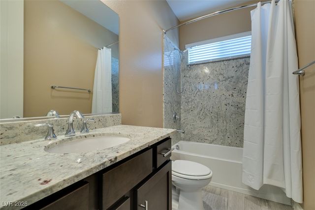 3994 JACOB LAKE Circle, Las Vegas, NV 89118