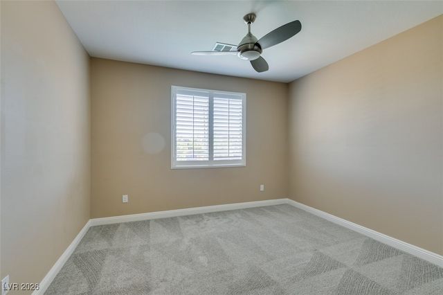 3994 JACOB LAKE Circle, Las Vegas, NV 89118