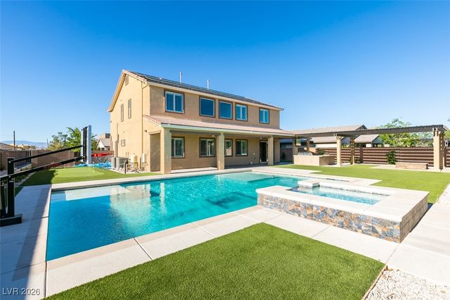 3994 JACOB LAKE Circle, Las Vegas, NV 89118