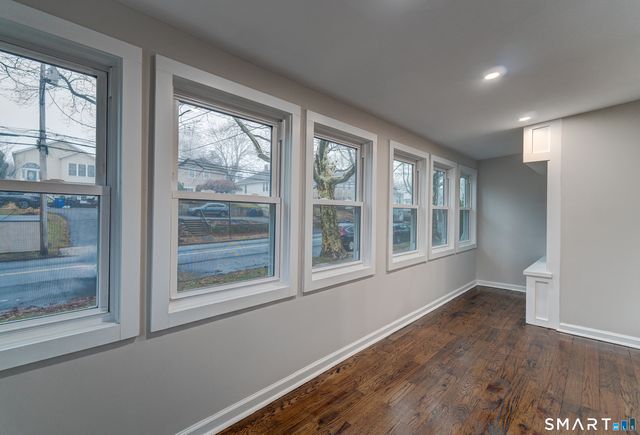 327 Concord Street, New Haven, CT 06512