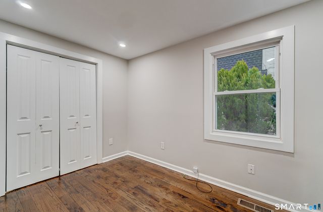 327 Concord Street, New Haven, CT 06512