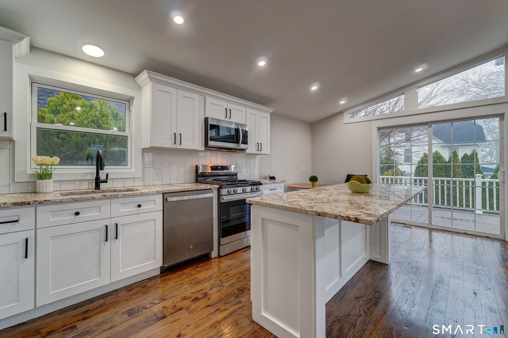 327 Concord Street, New Haven, CT 06512