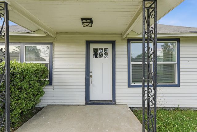 604 Spruce Street, Conway, AR 72032