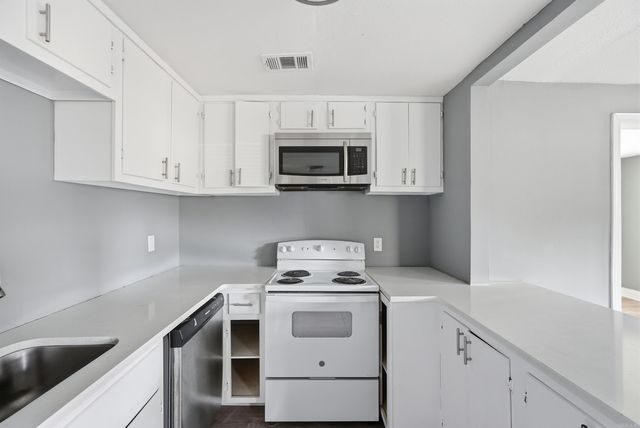 604 Spruce Street, Conway, AR 72032