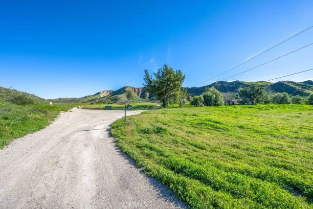 15000 Baker Canyon Road, Canyon Country, CA 91390