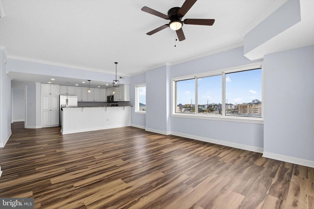 Image 11 of property listing at 4601-B COASTAL HWY #504, Ocean City, MD 21842