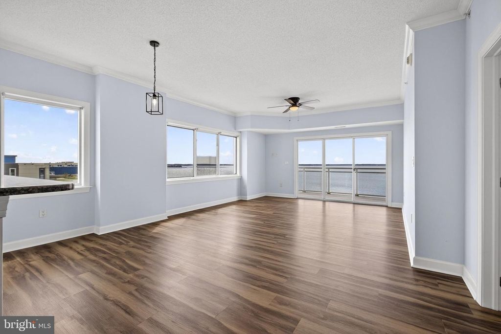 Image 13 of property listing at 4601-B COASTAL HWY #504, Ocean City, MD 21842