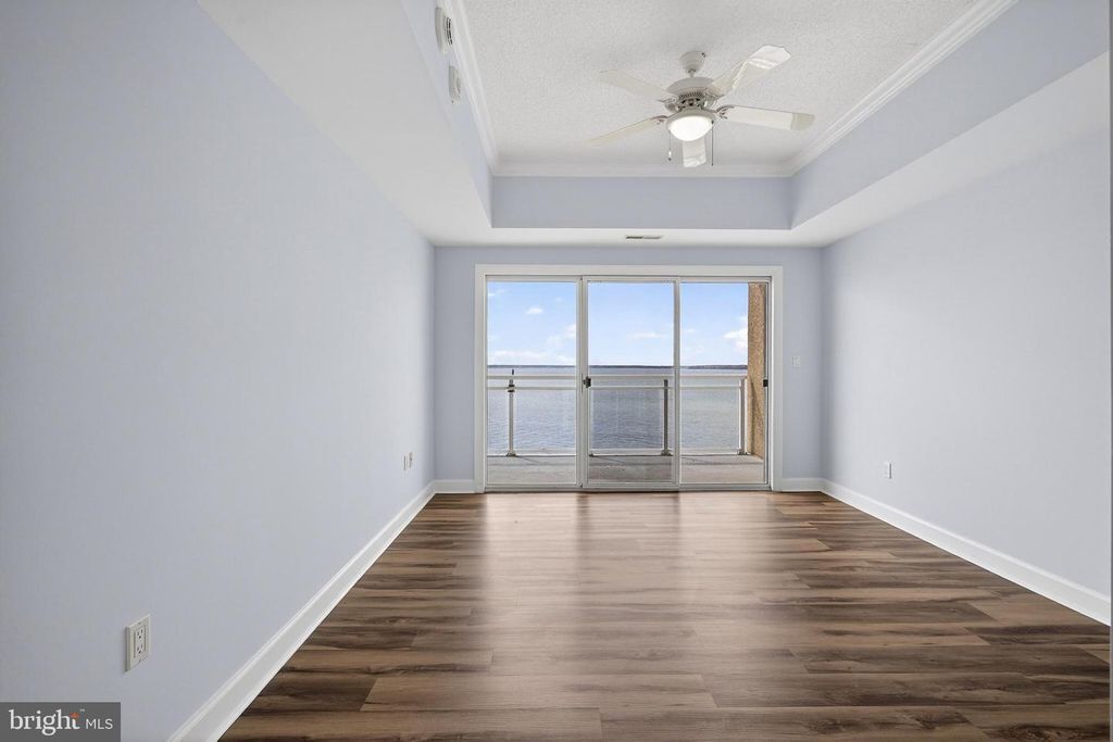 Image 33 of property listing at 4601-B COASTAL HWY #504, Ocean City, MD 21842