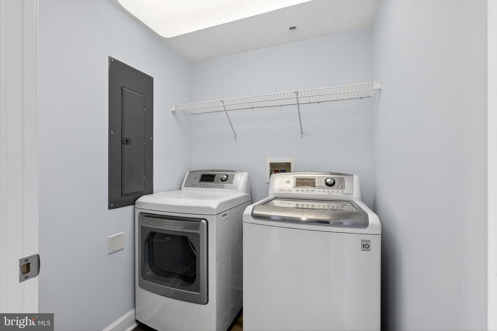 Image 40 of property listing at 4601-B COASTAL HWY #504, Ocean City, MD 21842