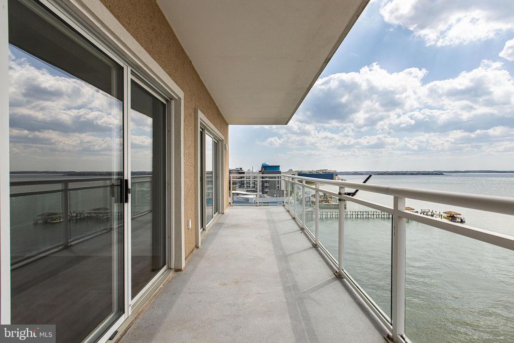 Image 41 of property listing at 4601-B COASTAL HWY #504, Ocean City, MD 21842