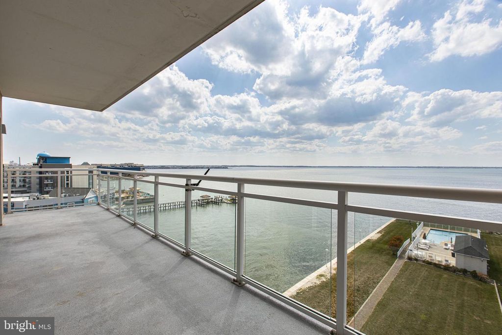 Image 42 of property listing at 4601-B COASTAL HWY #504, Ocean City, MD 21842