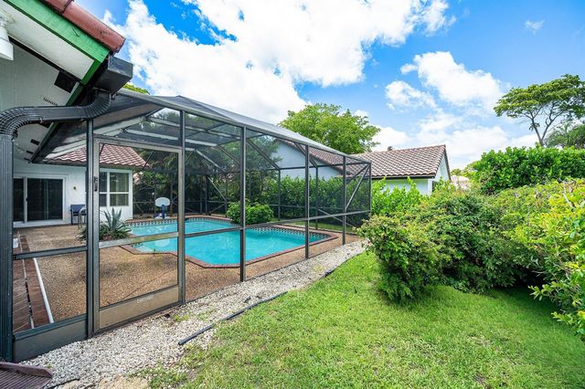 2601 NW 27th Terrace, Boca Raton, FL 33434