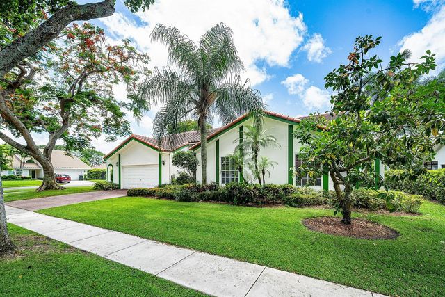 2601 NW 27th Terrace, Boca Raton, FL 33434