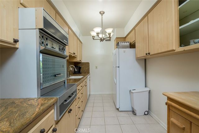 215 N Kenwood Street 303, Glendale, CA 91206