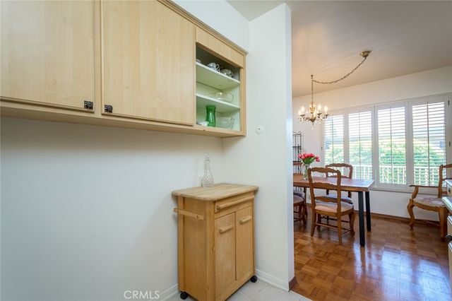 215 N Kenwood Street 303, Glendale, CA 91206