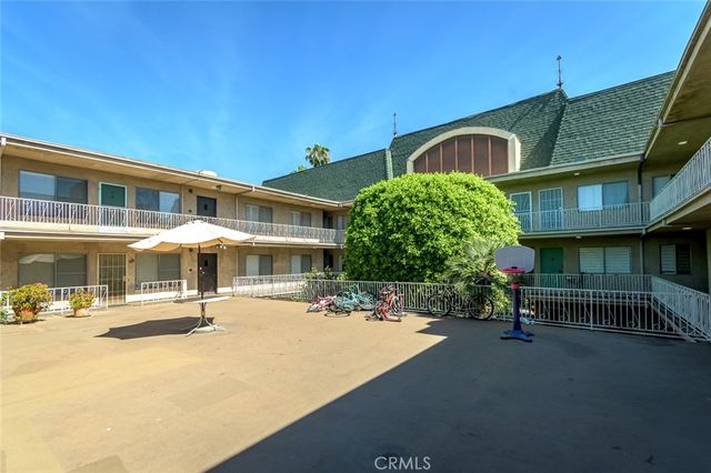 215 N Kenwood Street 303, Glendale, CA 91206