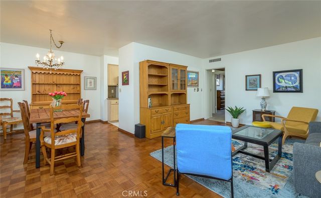 215 N Kenwood Street 303, Glendale, CA 91206