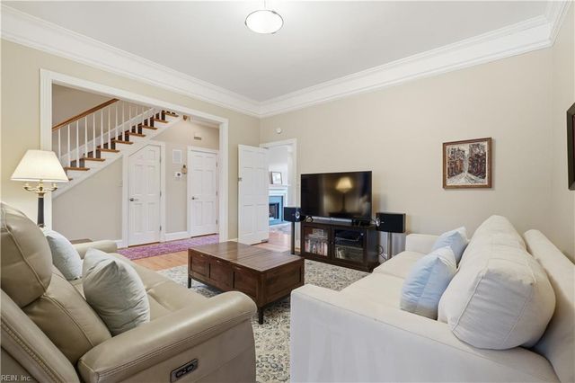 316 College PL, Norfolk, VA 23510