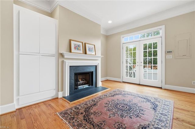 316 College PL, Norfolk, VA 23510