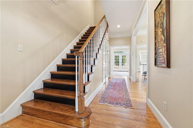 316 College PL, Norfolk, VA 23510