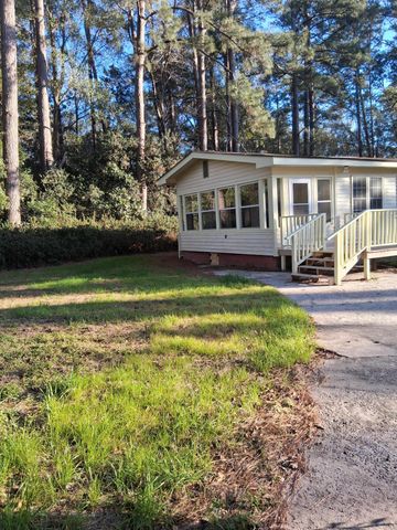 70 Cummings Court, Walterboro, SC 29488