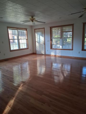 70 Cummings Court, Walterboro, SC 29488