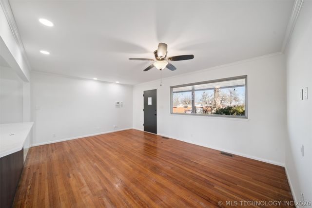 7512 E 22nd Place, Tulsa, OK 74129