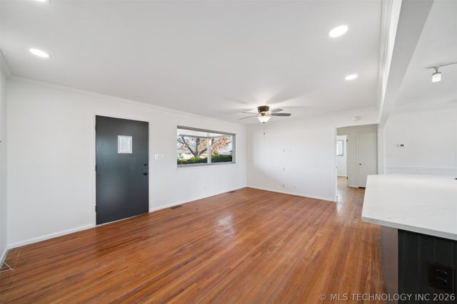 7512 E 22nd Place, Tulsa, OK 74129