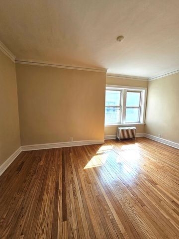 4821 N Springfield Avenue 3E, Chicago, IL 60625