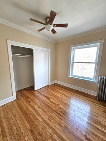 4821 N Springfield Avenue 3E, Chicago, IL 60625