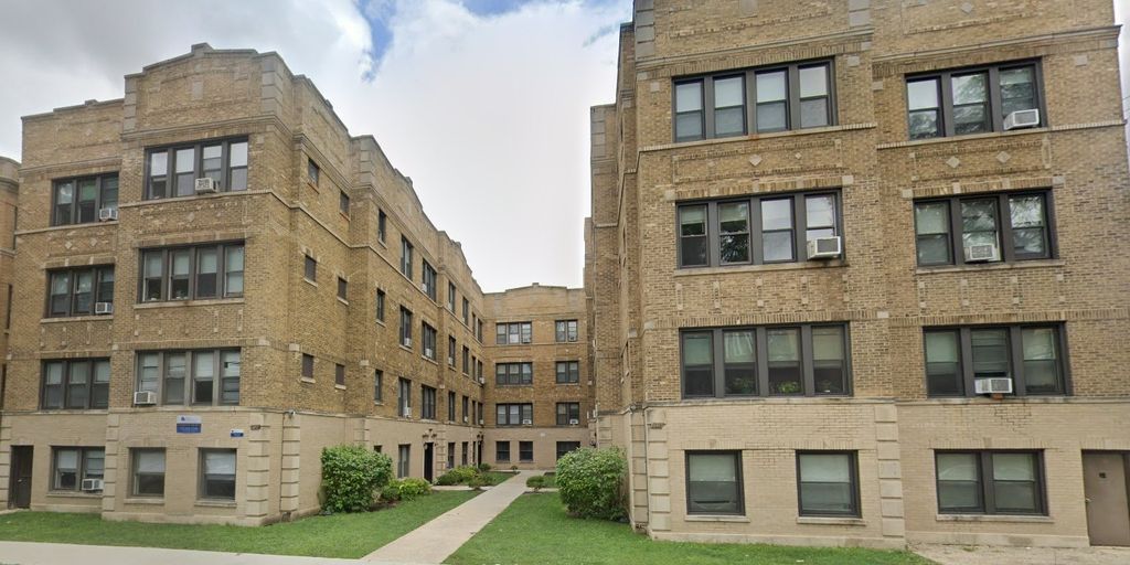 4821 N Springfield Avenue 3E, Chicago, IL 60625