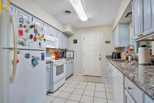 7615 NORTHERN OAK STREET, Melbourne, FL 32904