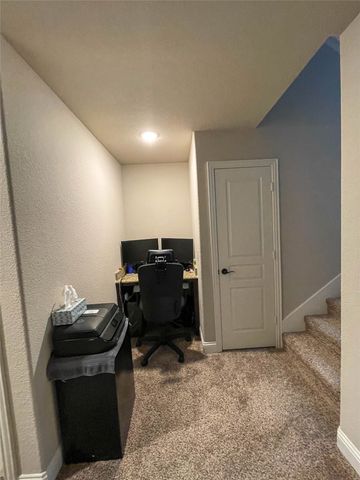 4100 Snowberry Lane, Fort Worth, TX 76036