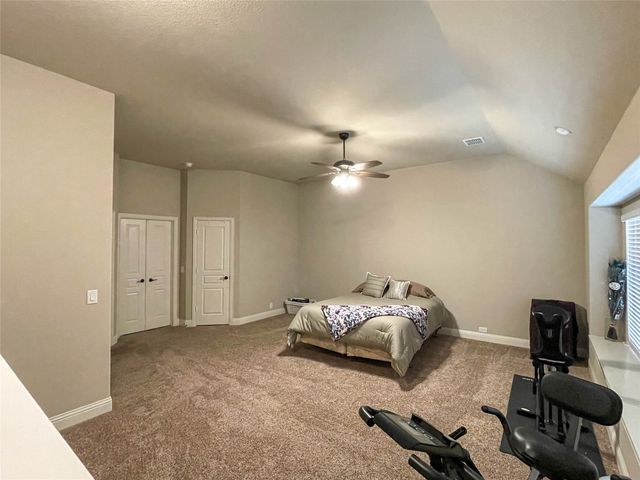 4100 Snowberry Lane, Fort Worth, TX 76036
