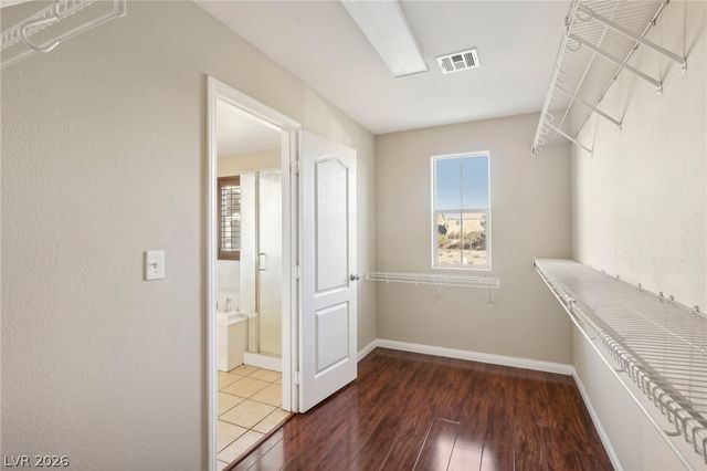 10138 Chasewood Avenue, Las Vegas, NV 89148