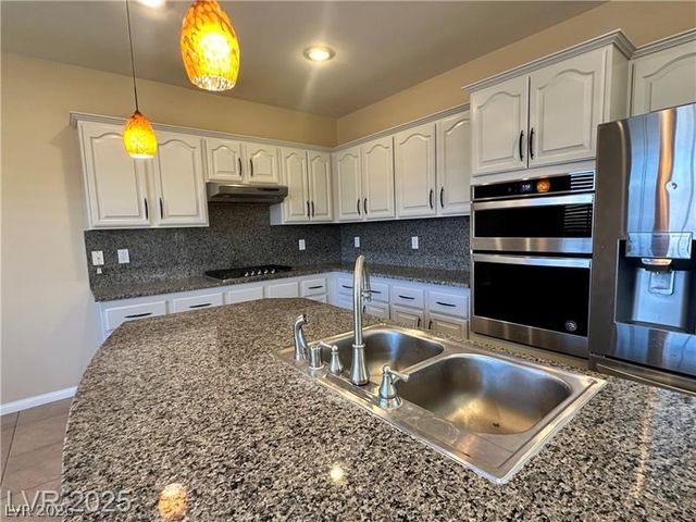 10138 Chasewood Avenue, Las Vegas, NV 89148