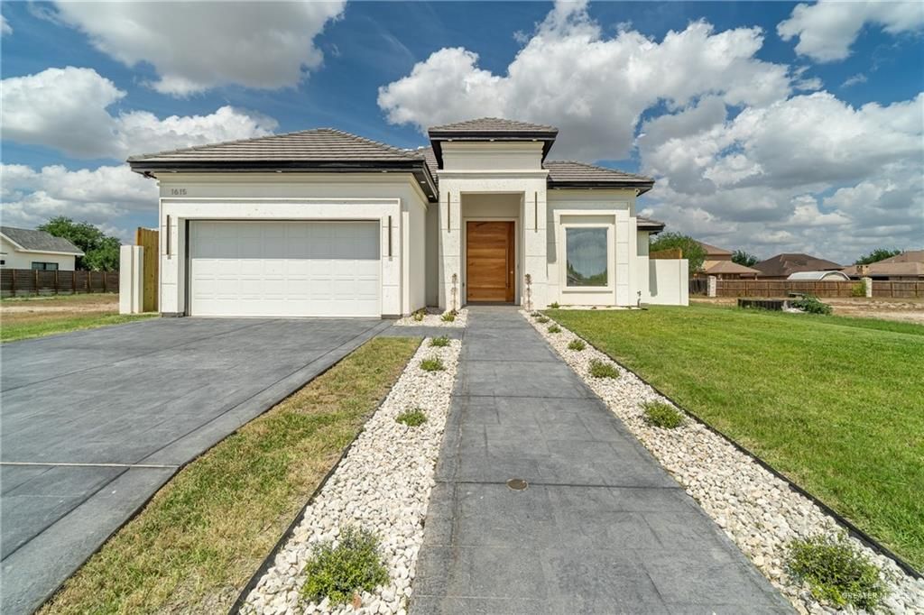 1615 Villa Centenario Drive, Mission, TX 78572