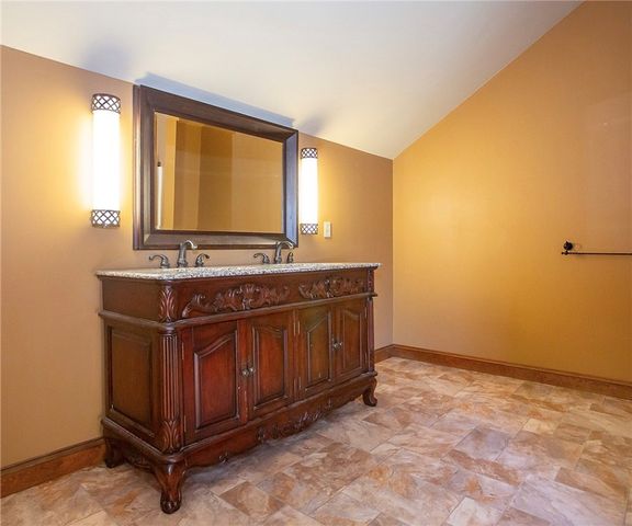 200 Stonecrest Lane, Russellville, AR 72802