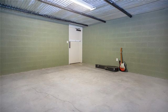 200 Stonecrest Lane, Russellville, AR 72802