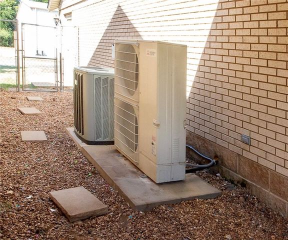 200 Stonecrest Lane, Russellville, AR 72802