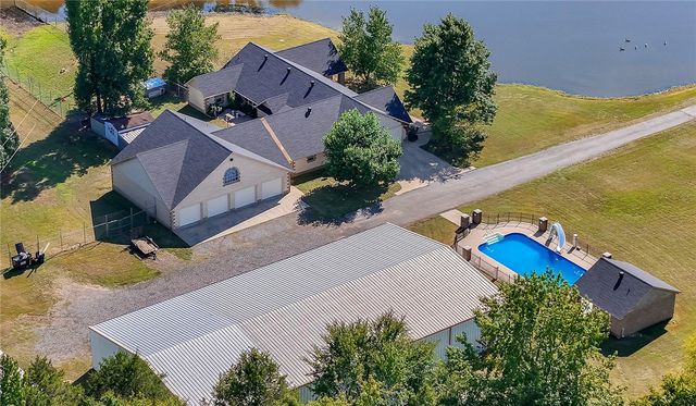 200 Stonecrest Lane, Russellville, AR 72802