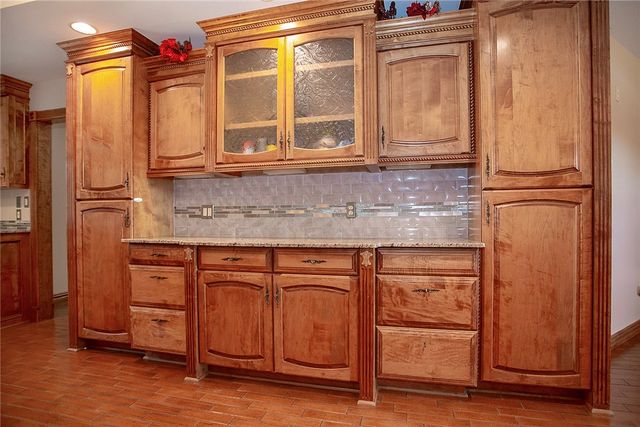 200 Stonecrest Lane, Russellville, AR 72802