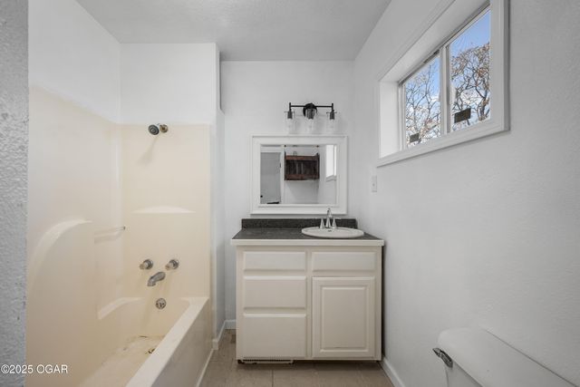 1015 W 21st Street, Galena, KS 66739