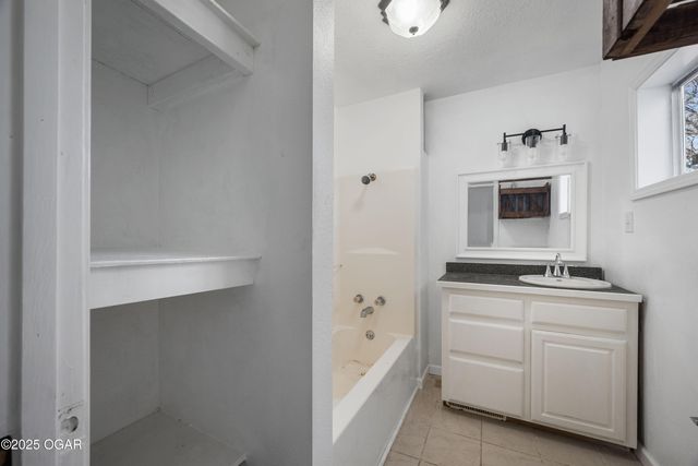 1015 W 21st Street, Galena, KS 66739