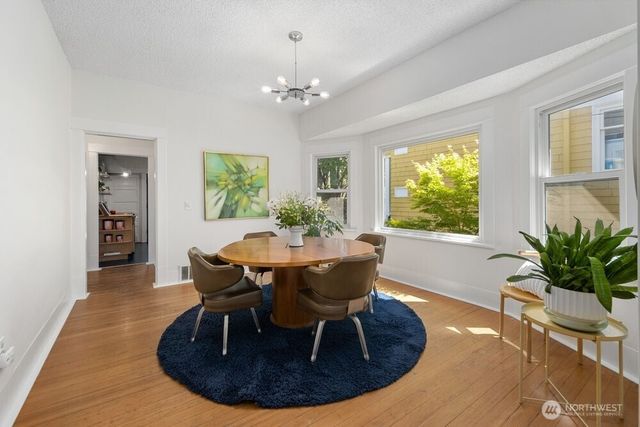 932 Martin Luther King Jr Way, Seattle, WA 98122