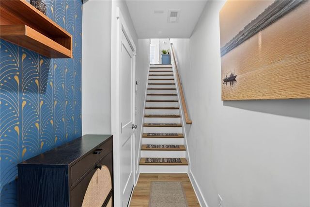 1072 Crest Circle SE, Atlanta, GA 30316